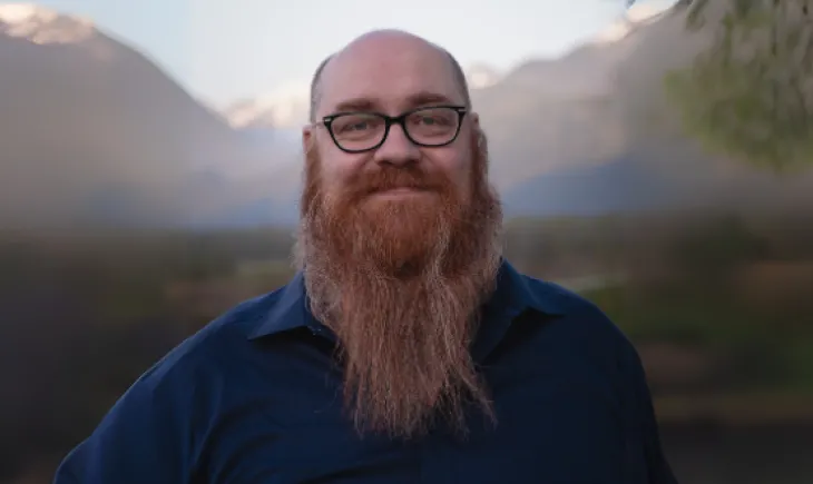 Aaron Cruikshank Headshot